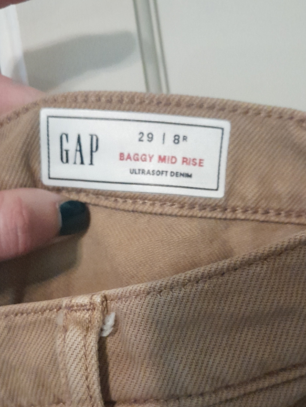GAP Baggy Mid Rise Khaki Pants - Picture 3 of 3